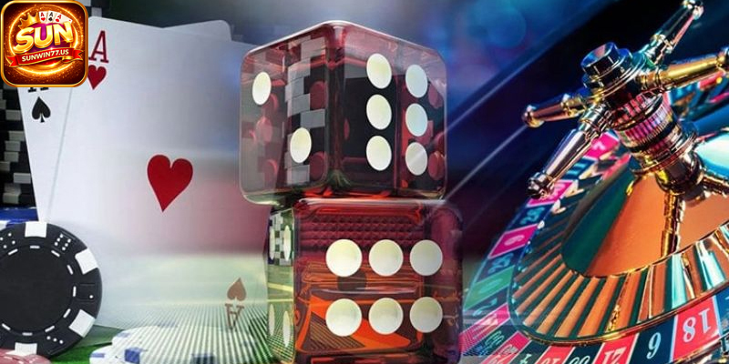 Sử dụng bộ bài riêng gồm nhiều quân chữ Hán đặc biệt